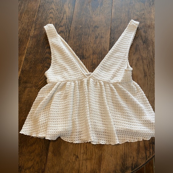 Urban Outfitters Tops - 🌟Urban outfitters size medium crocheted tank